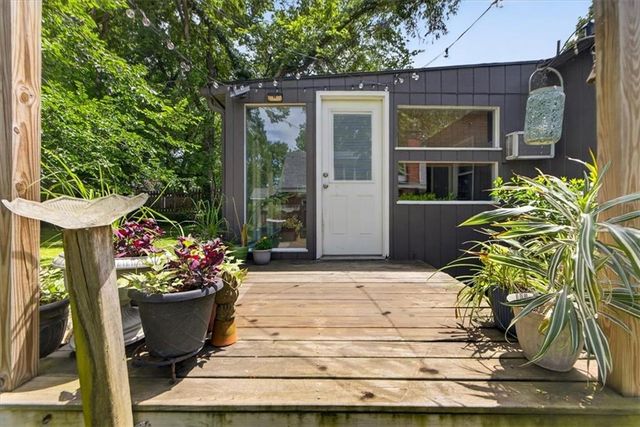 4717 Reinhardt Drive, Roeland Park, KS 66205