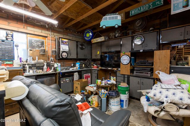 2012 N Horseshoe Trail, Tucson, AZ 85745