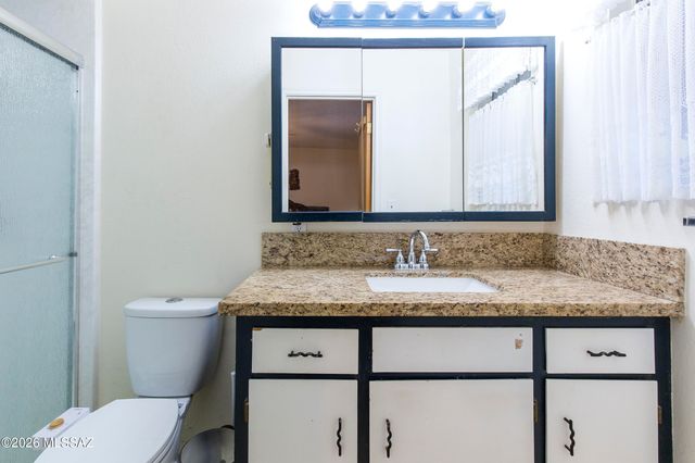 2012 N Horseshoe Trail, Tucson, AZ 85745