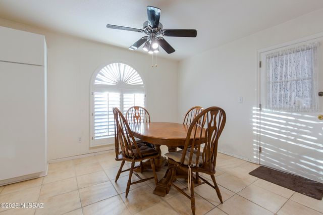 2012 N Horseshoe Trail, Tucson, AZ 85745