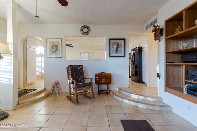 2012 N Horseshoe Trail, Tucson, AZ 85745