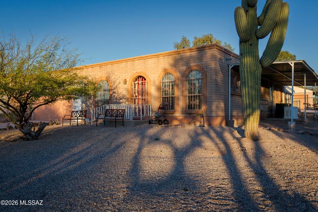 2012 N Horseshoe Trail, Tucson, AZ 85745