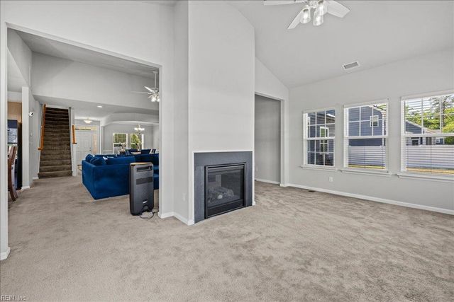 2031 Herons Pointe LN, Suffolk, VA 23434