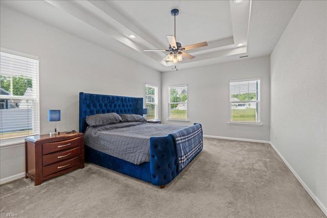 2031 Herons Pointe LN, Suffolk, VA 23434