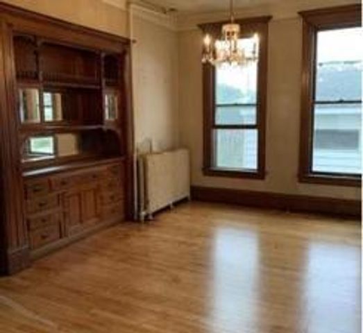 702 N 6th Street, Mankato, MN 56001