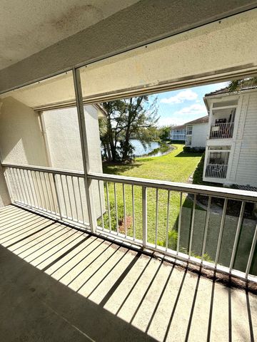 237 Cypress Point Drive 237, Palm Beach Gardens, FL 33418