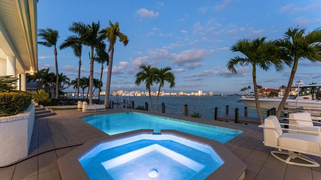 259 ROBIN DRIVE, Sarasota, FL 34236