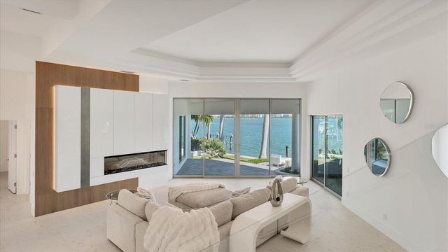 259 ROBIN DRIVE, Sarasota, FL 34236