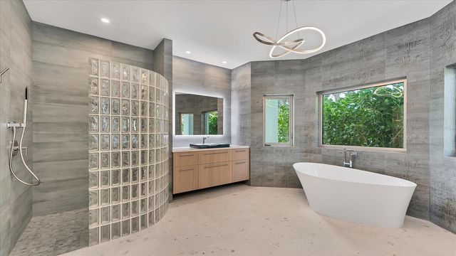 259 ROBIN DRIVE, Sarasota, FL 34236