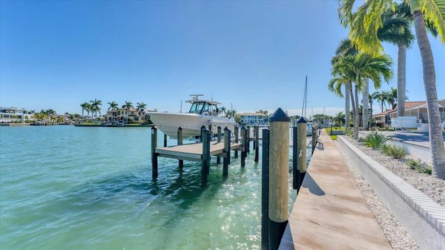 259 ROBIN DRIVE, Sarasota, FL 34236