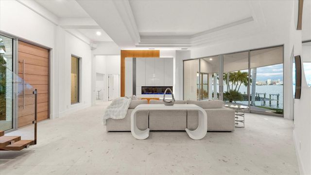 259 ROBIN DRIVE, Sarasota, FL 34236