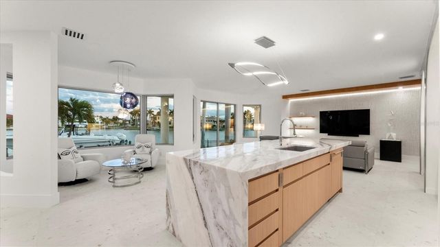 259 ROBIN DRIVE, Sarasota, FL 34236