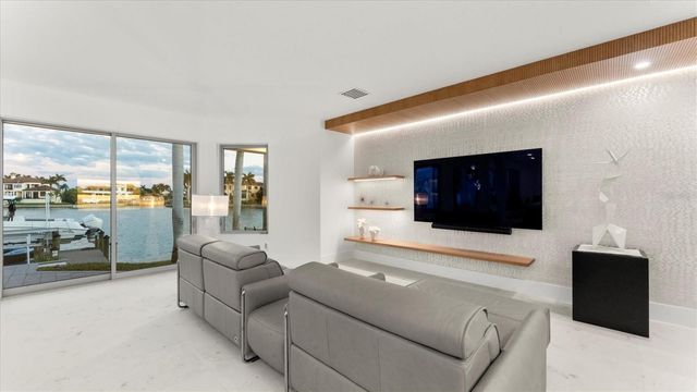 259 ROBIN DRIVE, Sarasota, FL 34236