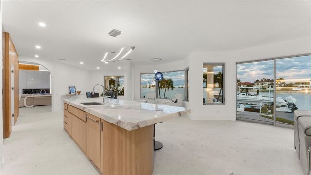 259 ROBIN DRIVE, Sarasota, FL 34236