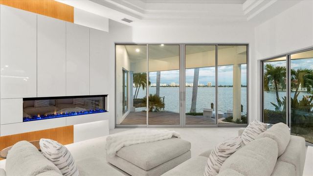 259 ROBIN DRIVE, Sarasota, FL 34236