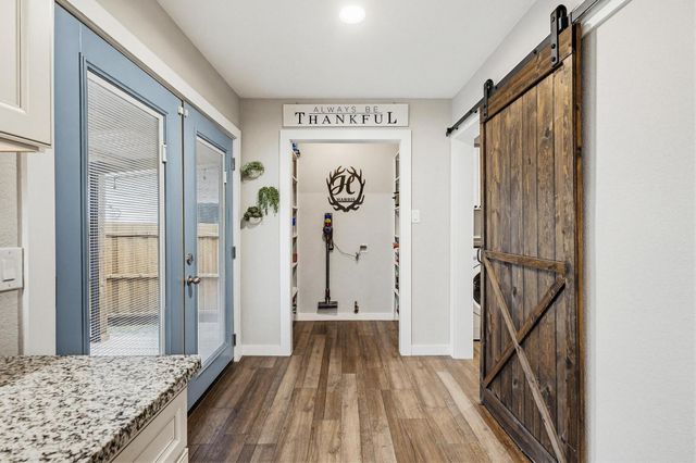 2550 Brandywine Drive, Farmers Branch, TX 75234