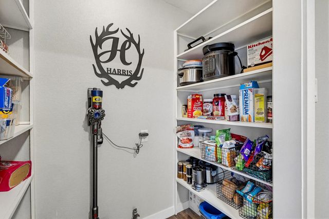 2550 Brandywine Drive, Farmers Branch, TX 75234