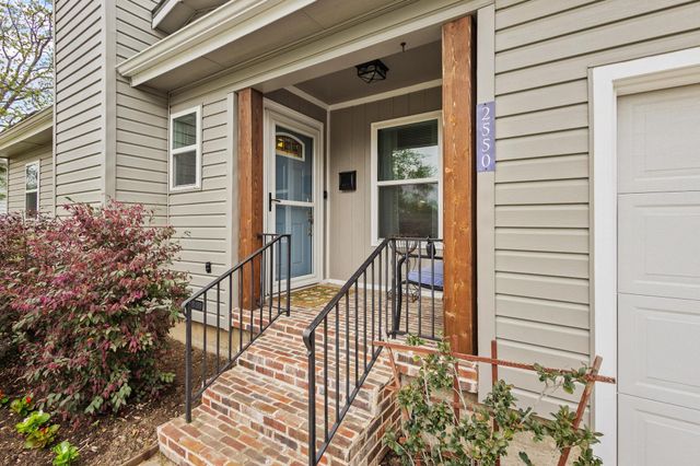 2550 Brandywine Drive, Farmers Branch, TX 75234