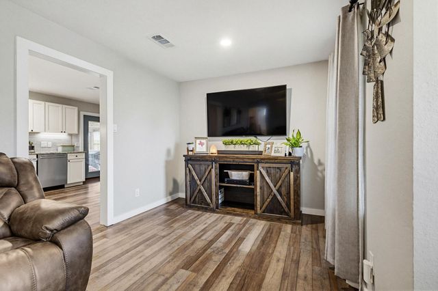 2550 Brandywine Drive, Farmers Branch, TX 75234