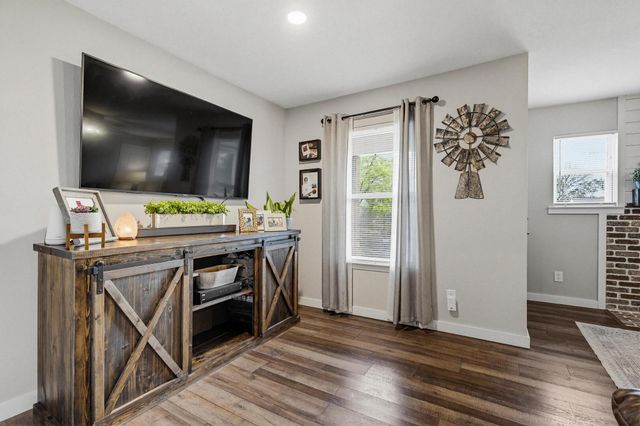 2550 Brandywine Drive, Farmers Branch, TX 75234