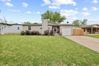 2550 Brandywine Drive, Farmers Branch, TX 75234