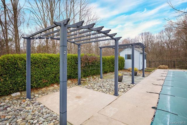180 Ridge Drive, Middletown, NY 10940