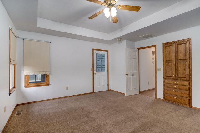 3559 S Swan Avenue, Springfield, MO 65807