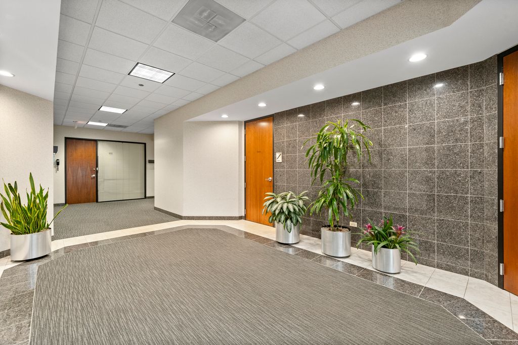 1770 Park Street 200, Naperville, IL 60563 — photo 4