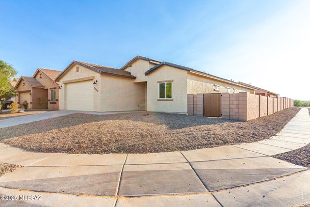 6650 S Cut Bow Drive, Tucson, AZ 85757