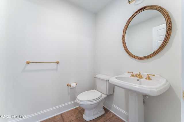 22 Lochmere Drive, Pinehurst, NC 28374