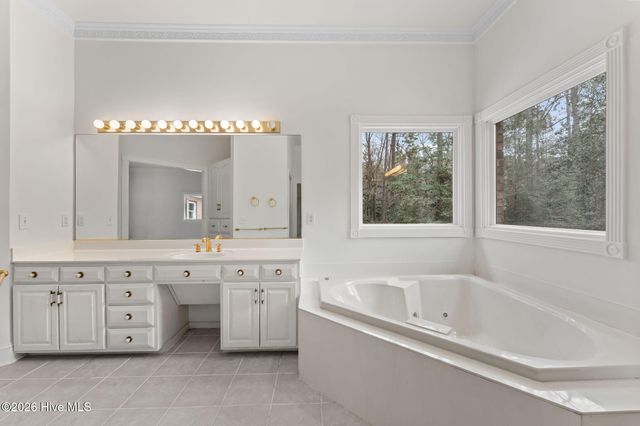 22 Lochmere Drive, Pinehurst, NC 28374