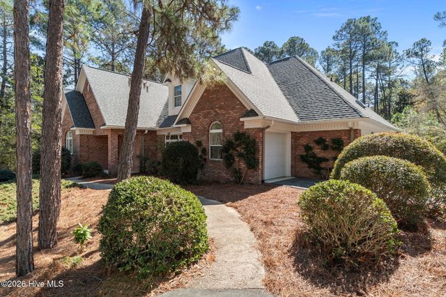 22 Lochmere Drive, Pinehurst, NC 28374
