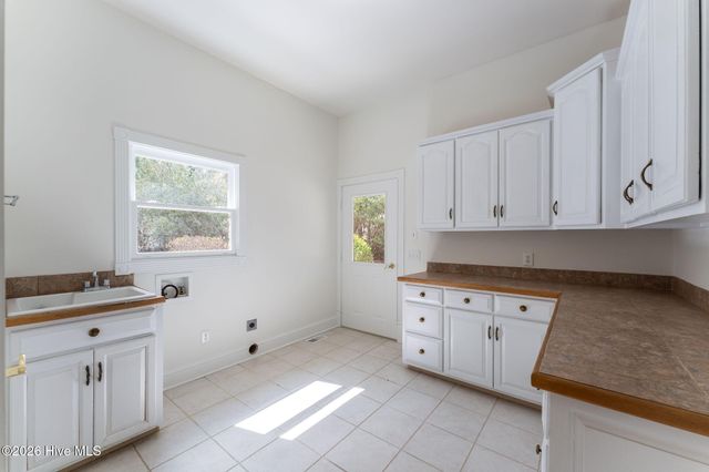 22 Lochmere Drive, Pinehurst, NC 28374