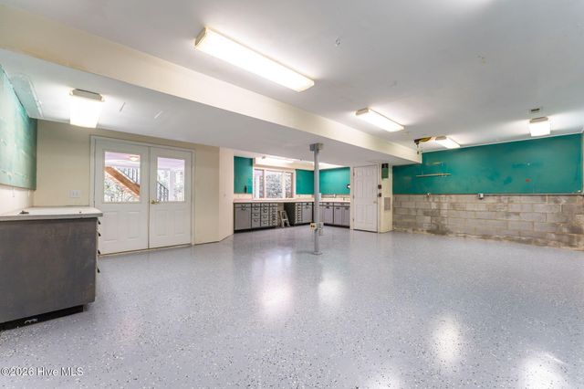 22 Lochmere Drive, Pinehurst, NC 28374