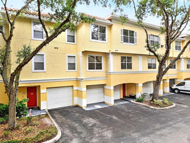 2847 SHADOW VIEW CIRCLE 2847, Maitland, FL 32751