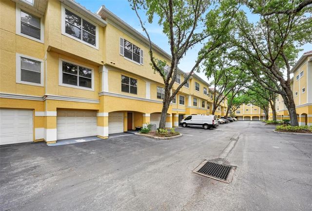 2847 SHADOW VIEW CIRCLE 2847, Maitland, FL 32751