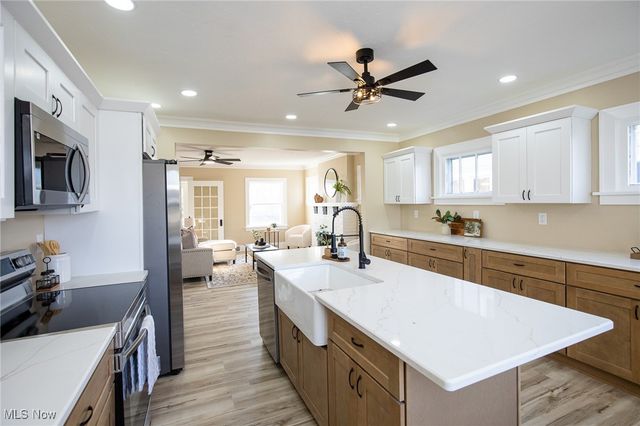 1478 Bunts Road, Lakewood, OH 44107