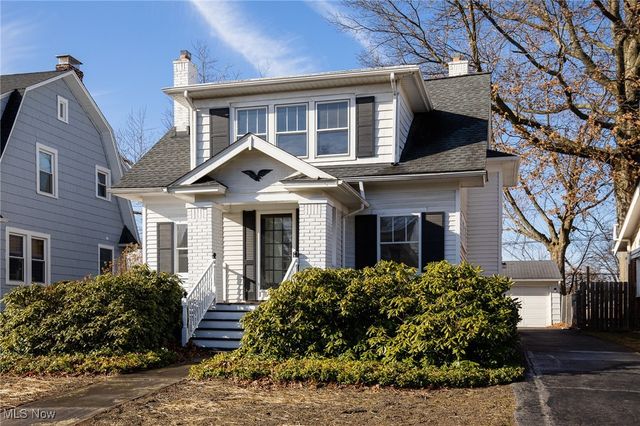 1478 Bunts Road, Lakewood, OH 44107