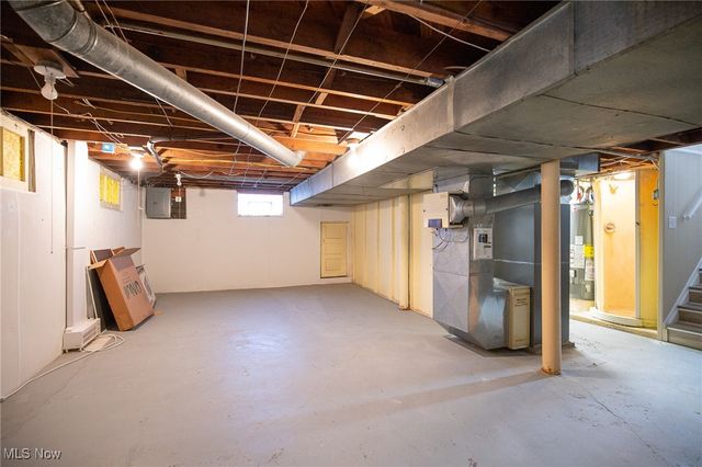 1478 Bunts Road, Lakewood, OH 44107