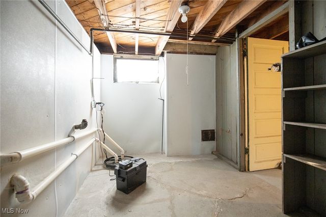 1478 Bunts Road, Lakewood, OH 44107