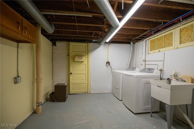 1478 Bunts Road, Lakewood, OH 44107