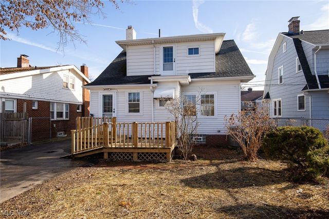 1478 Bunts Road, Lakewood, OH 44107