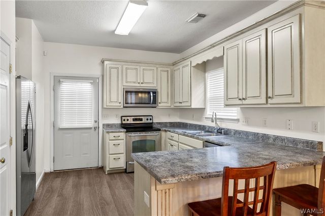 9839 Moonlight Dr, Tuscaloosa, AL 35405
