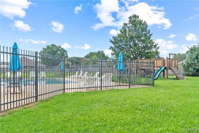 9839 Moonlight Dr, Tuscaloosa, AL 35405