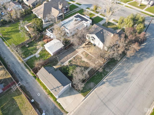 331 Flower Street, Bakersfield, CA 93305