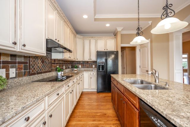 4278 St Cloud Way, Miami Twp, OH 45002