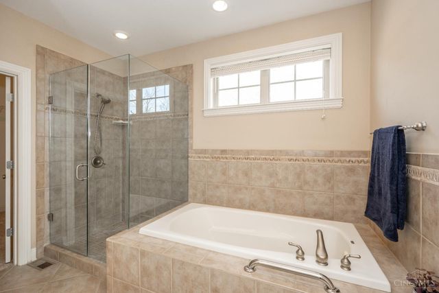 4278 St Cloud Way, Miami Twp, OH 45002