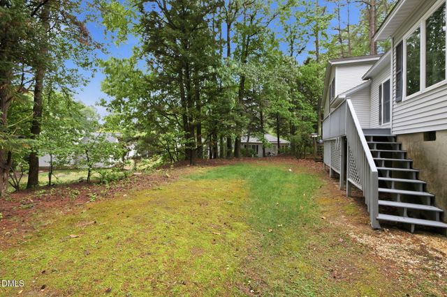 564 Weathersfield, Pittsboro, NC 27312