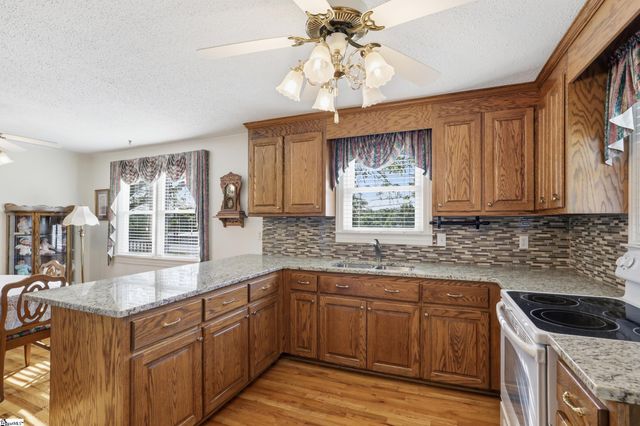 659 Arlington Road, Greer, SC 29651
