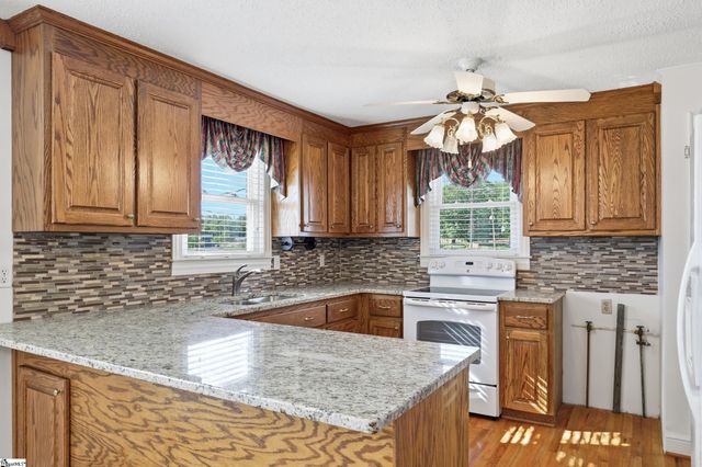 659 Arlington Road, Greer, SC 29651